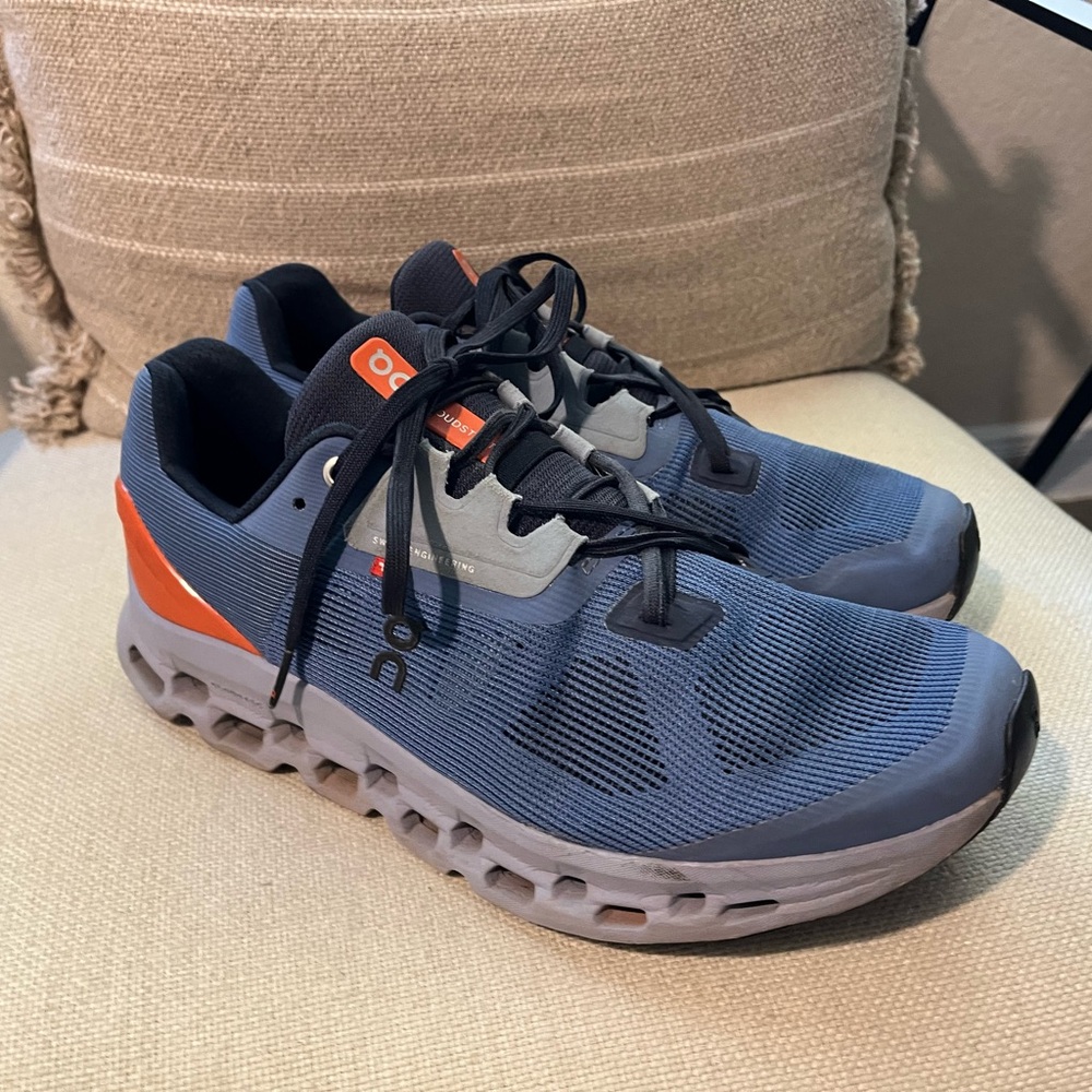 ON RUNNING - CLOUDSTRATUS - ONCLOUD